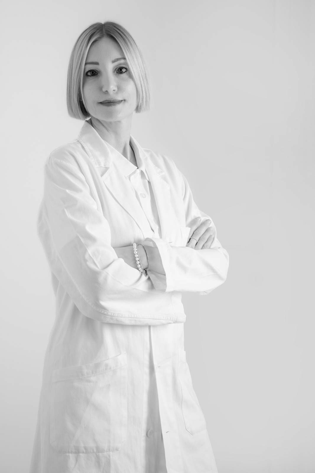 Lavaggio ecoguidato di calcificazioni tendinee, infiltrazioni ecoguidate muscolotendinee ed articolari.<br /> Ecografia diagnostica<br/>RM e TC